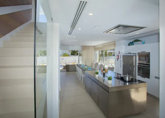 Seaview Zinnia * Protaras