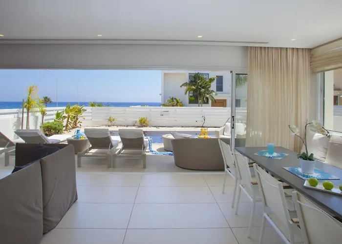 Seaview Zinnia Vilă Protaras