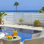 Willa Seaview Zinnia Protaras