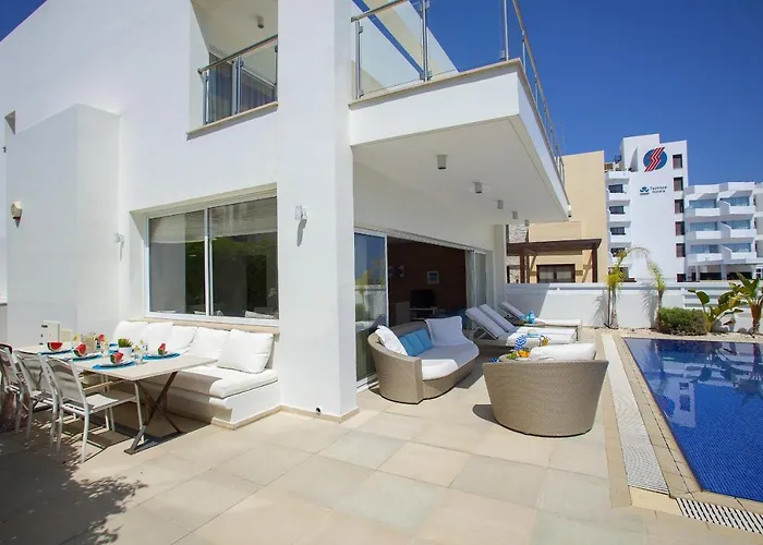 Seaview Zinnia Villa Protaras